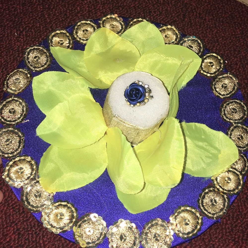 Ring holder